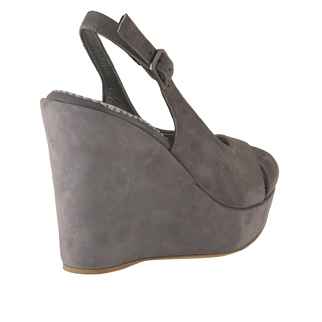 Small or large Comfortable wedge sandal in grey suede - Ghigocalzature