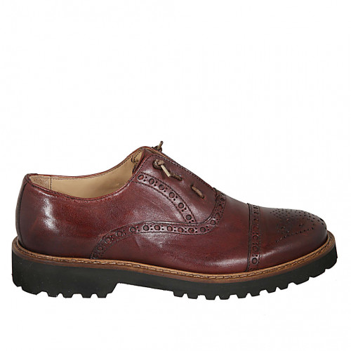 Men's laced Oxford shoe with Brogue...