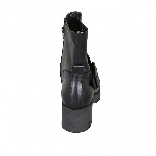 Big clearance buckle boots