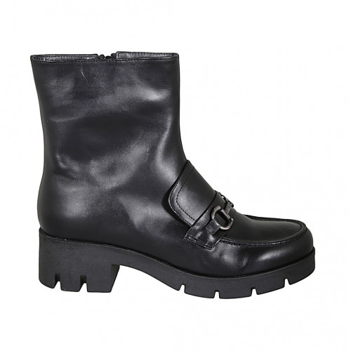 Woman's ankle boot with zipper and accessory in black leather heel 6 - Available sizes:  42, 45