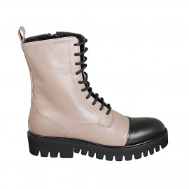 Bottines avec lacets et fermeture éclair pour femmes en cuir nue et noir talon 4 - Pointures disponibles: 42