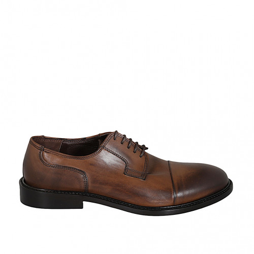 Men's laced derby shoe with captoe in brown leather - Available sizes:  50