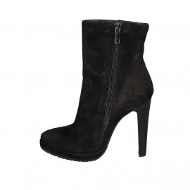 Woman's ankle boot with zipper and platform in black suede with heel 11 - Available sizes:  32, 42 2