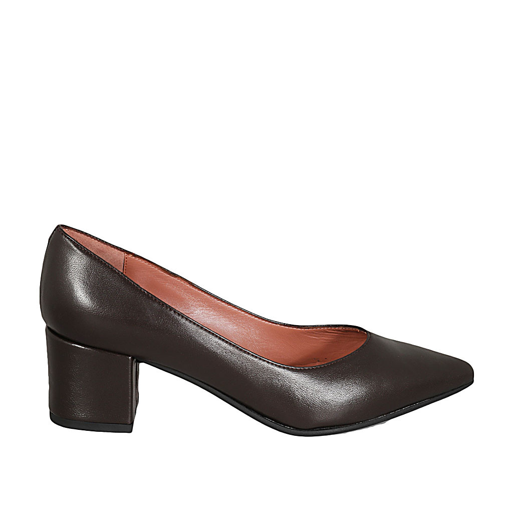 Woman's pointy pump shoe in brown leather heel 5