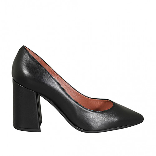 Woman's pointy pump in black leather block heel 8 - Available sizes:  34