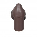 Escarpin pour femmes avec accessoire en cuir marron taupe talon 7 - Pointures disponibles:  42