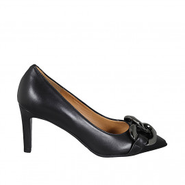 Woman's pump with chain in black leather heel 8 - Available sizes: 32, 43