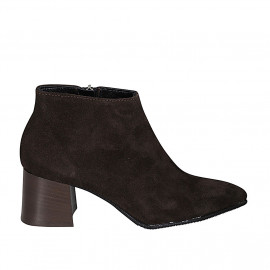Woman's low ankle boot with zipper in brown suede heel 6 - Available sizes: 42