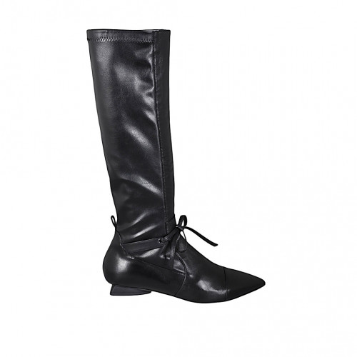 Woman's boot in black elasticized...