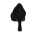 Escarpin pour femmes avec accessoire en daim et cuir verni noir talon 8 - Pointures disponibles:  42