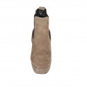 Stivaletto da donna con elastici e plateau in camoscio taupe tacco 9 - Misure disponibili: 42, 45