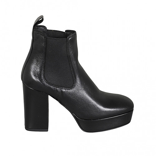 Woman's ankle boot with elastic bands and platform in black leather heel 9 - Available sizes:  42