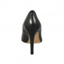 ﻿Woman's pointy pump in black leather with heel 9 - Available sizes:  45, 46