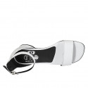 Scarpa aperta da donna con cinturino alla caviglia in pelle bianca tacco 3 - Misure disponibili: 33, 34, 43, 45