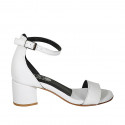 Escarpin ouvert pour femmes avec courroie à la cheville en cuir blanc talon 5 - Pointures disponibles:  43, 44
