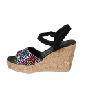 Sandale pour femmes en daim noir et imprimé mosaïque multicouleur avec courroie, plateforme et talon compensé 9 - Pointures disponibles:  42, 43