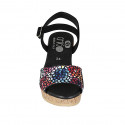 Sandalia para mujer en gamuza negra y imprimida multicolor mosaico con cinturon, plataforma y cuña 7 - Tallas disponibles:  42, 43