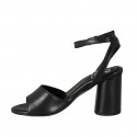 Sandale pour femmes avec courroie à la cheville en cuir noir talon 7 - Pointures disponibles:  33, 42, 43