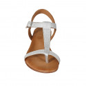 Sandalo da donna infradito in pelle laminata argento tacco 2 - Misure disponibili: 33, 43, 45