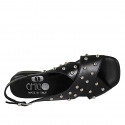 Sandale pour femmes avec goujons en cuir noir talon 2 - Pointures disponibles:  32, 33, 34, 43, 44