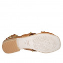 Sandale pour femmes avec goujons en cuir cognac talon 2 - Pointures disponibles:  32, 33, 34