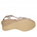 Sandale pour femmes en daim imprimé mosaïque multicouleur avec courroie, plateforme et talon compensé 7 - Pointures disponibles:  42
