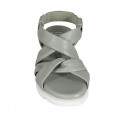 Sandale pour femmes en cuir vert sauge avec elastique talon compensé 3 - Pointures disponibles:  42, 43