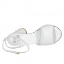 Sandalia para mujer en piel blanca con cinturon al tobillo tacon 7 - Tallas disponibles:  42, 43, 45