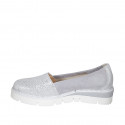 Zapato para mujer en gamuza gris y gamuza imprimida laminada plateada cuña 4 - Tallas disponibles:  42, 45, 46