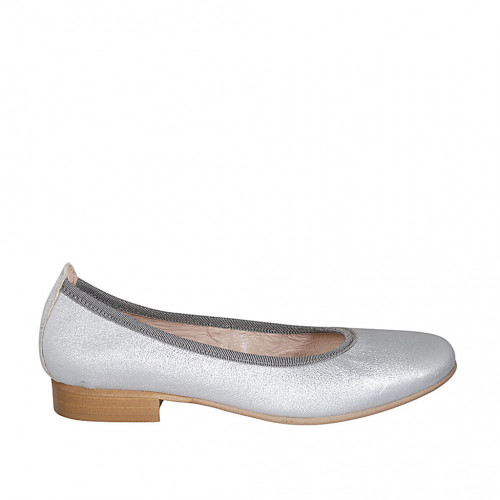 Woman's ballerina shoe in silver laminated leather heel 2 - Available sizes:  32, 42, 43, 44