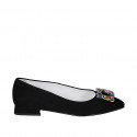 ﻿Escarpin pour femmes à bout pointu en daim noir avec accessoire strass talon 1 - Pointures disponibles:  32, 33, 43, 45