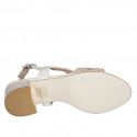 Sandalo da donna con elastico in pelle bianca laminata platino tacco 5 - Misure disponibili: 32, 44