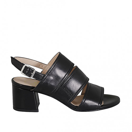 Woman's sandal in black leather heel 5