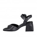Sandale pour femmes en cuir noir avec courroie talon 5 - Pointures disponibles:  31, 33, 43, 44, 45