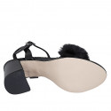 Sandalia para mujer en charol negro y pelo ecológico con cinturon tacon 7 - Tallas disponibles:  31, 33, 34, 42, 43, 44, 45