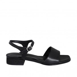 Sandale pour femmes en cuir noir avec courroie et talon recouvert 2 - Pointures disponibles: 42
