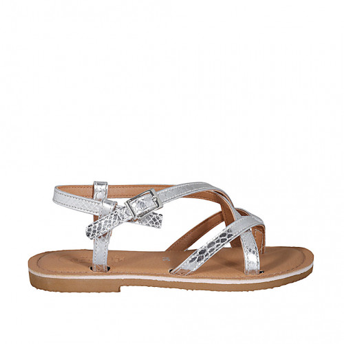 Woman's thong sandal in silver...