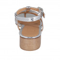 Sandalia de dedo en charol imprimido laminado plateado con estrás y cinturon para mujer tacon 4 - Tallas disponibles:  42, 43, 44, 45, 46