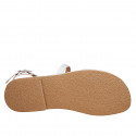 Sandalo con cinturino incrociato in pelle bianca e laminata argento tacco 1 - Misure disponibili: 32, 42, 44
