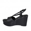 Sandalia para mujer en piel laminada negra con plataforma y cuña 9 - Tallas disponibles:  31, 32, 42, 43, 44, 45