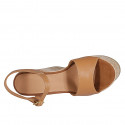 Sandalia para mujer en piel cognac con cinturon, plataforma y cuña 12 - Tallas disponibles:  42, 43