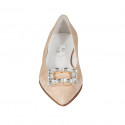 Decolté a punta da donna in camoscio beige con accessorio strass tacco 1 - Misure disponibili: 32