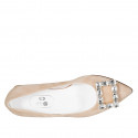 Decolté a punta da donna in camoscio beige con accessorio strass tacco 1 - Misure disponibili: 32