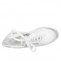 Zapato con cordones y cremalleras para mujer en piel blanca y plateada cuña 4 - Tallas disponibles:  42