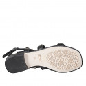 Sandale pour femmes avec courroies et goujons en cuir noir talon 2 - Pointures disponibles:  33, 42