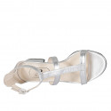 Zapato abierto con cinturon para mujer en piel laminada plateada tacon 3 - Tallas disponibles:  32, 42