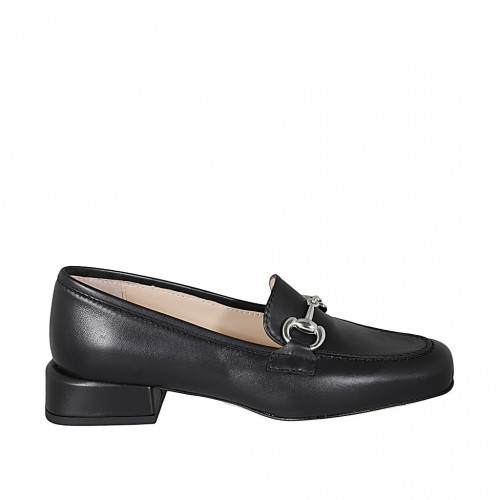Woman's loafer in black leather with...
