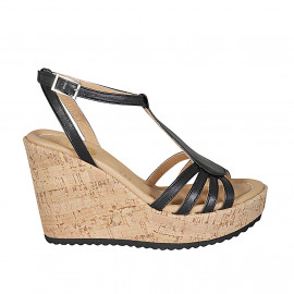 Sandalia con cinturon para mujer en piel negra cuña 10 - Tallas disponibles: 43