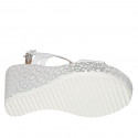 Sandale pour femmes avec plateforme en cuir blanc et tissu lamé talon compensé 10 - Pointures disponibles:  42, 43, 45
