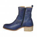 Stivaletto da donna con cerniera e fibbie in pelle e pelle forata blu tacco 4 - Misure disponibili: 33, 34, 43, 44